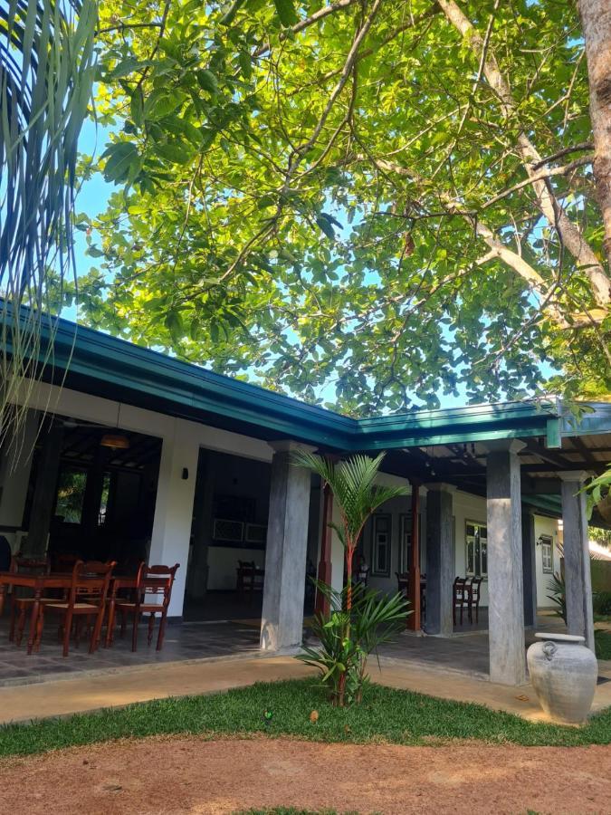 Villa Birdlake Hikkaduwa Exterior foto